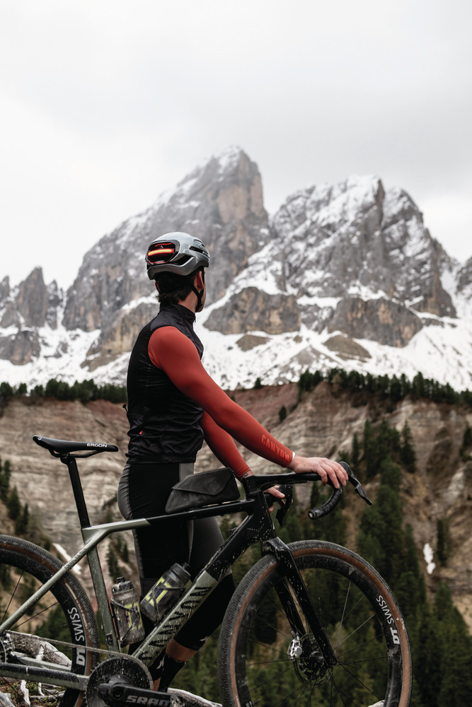 ABUS wielrenhelmen Taipan LED velvet black - Afbeelding 8