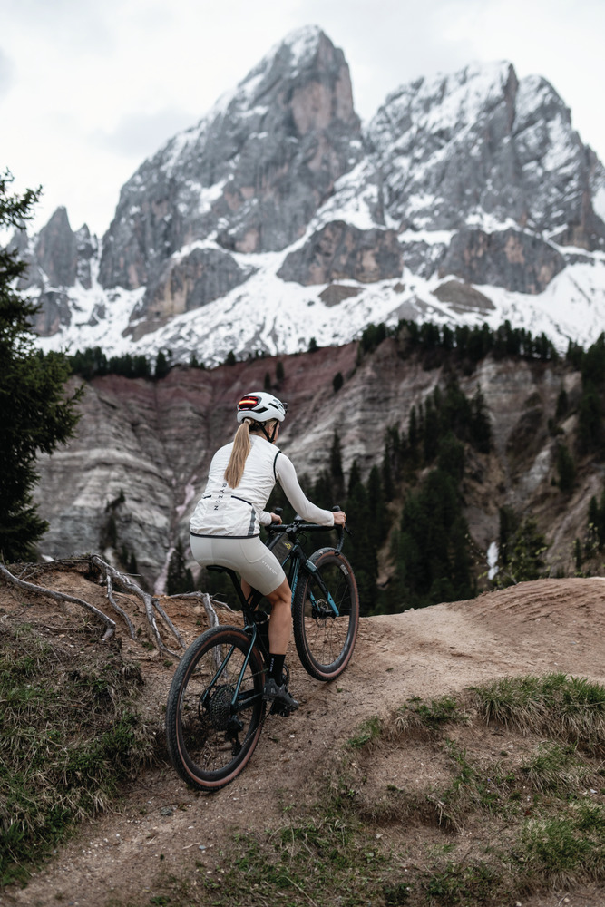 ABUS wielrenhelmen Taipan LED velvet black - Afbeelding 14